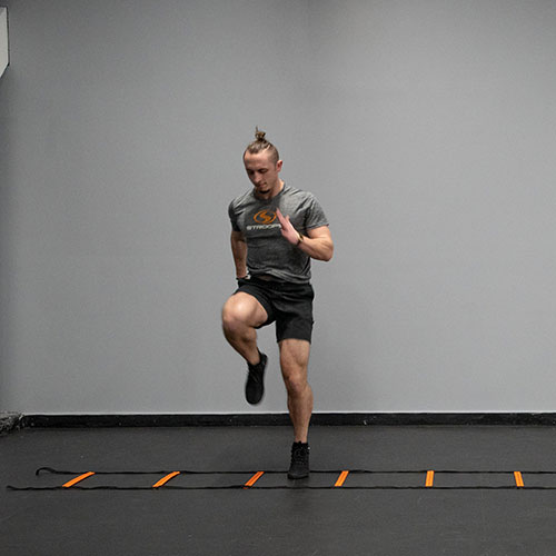 stroops-athlete-using-rigid-rung-ladder-500x500-1_1.jpeg
