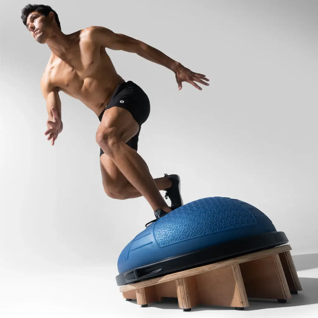 BOSU® CORLOK™ - NEXGEN Blue/black - INCL. WALL MOUNT AND GUARD